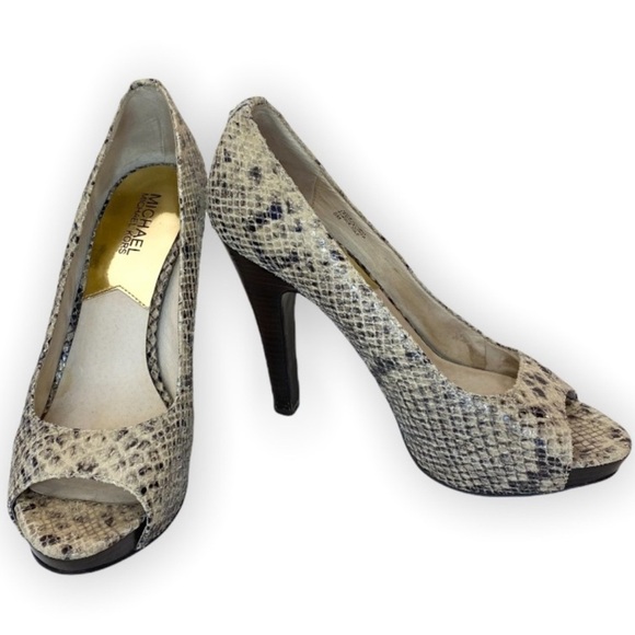 MICHAEL KORS Quite Luxury Beige Brown Snakeskin Peep Toe Heels 9 - Picture 2 of 8